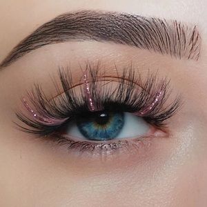 colored lashes bundle!!